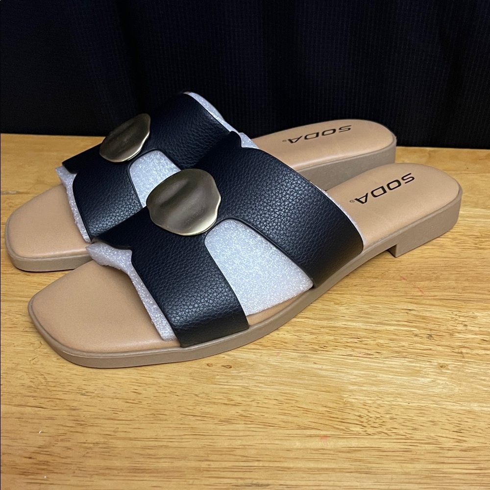 Soda Black and Tan Slide Sandals